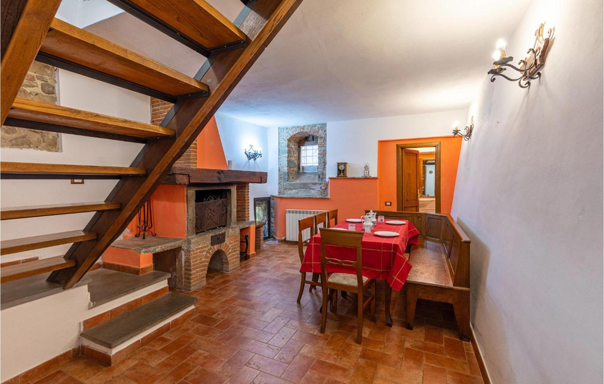Awesome Home In Marliana With Kitchenette Exterior foto